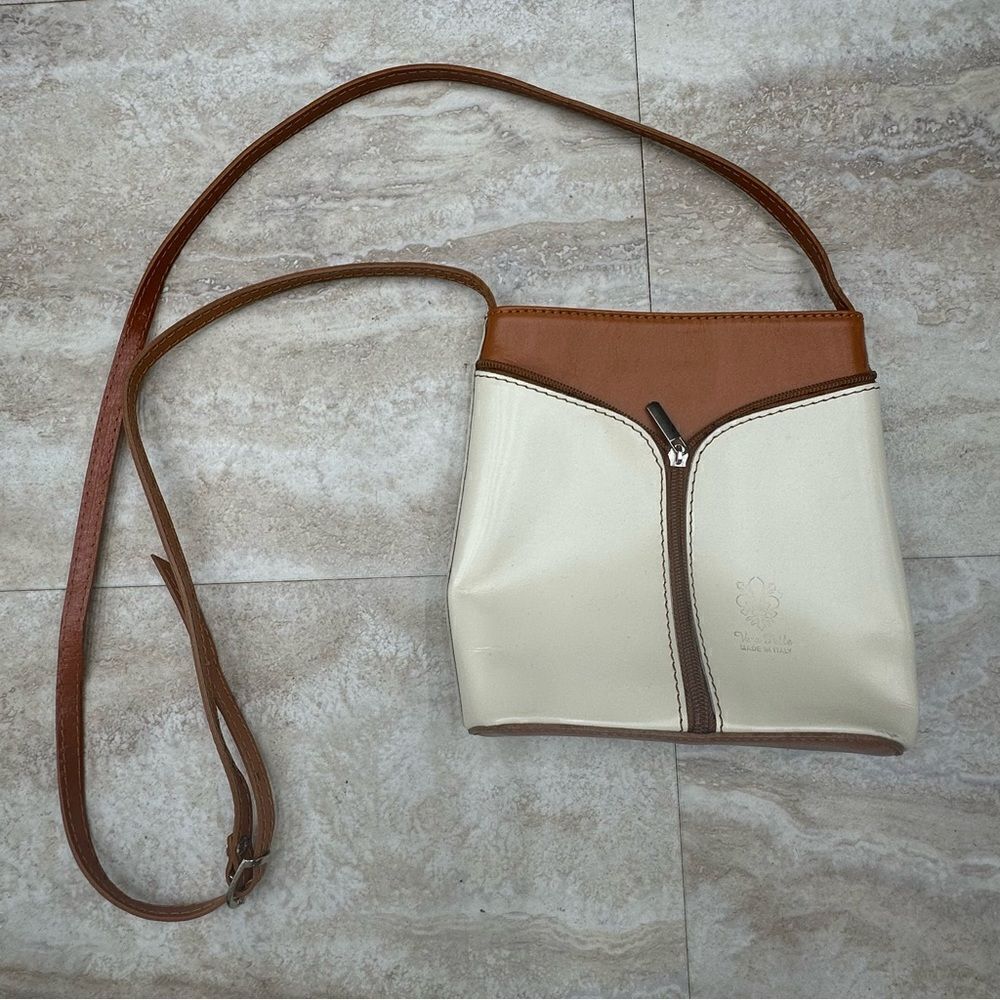 Vera Pelle Crossbody Women Purse Italian Leather Zipper Pockets Adjustable Strap